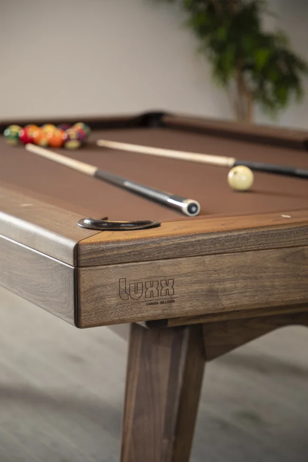 CANADA BILLIARDS LUXX