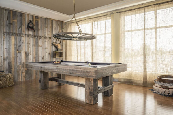 CANADA BILLIARDS BARN